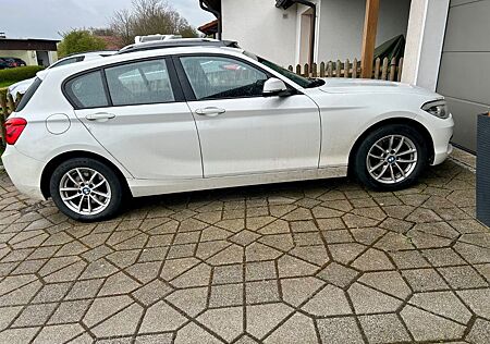 BMW 120d xDrive Advantage A Advantage