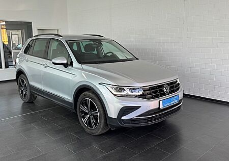 VW Tiguan Volkswagen LifeKlimaa, Navi, PDC,Kamera, Alu, DAB R