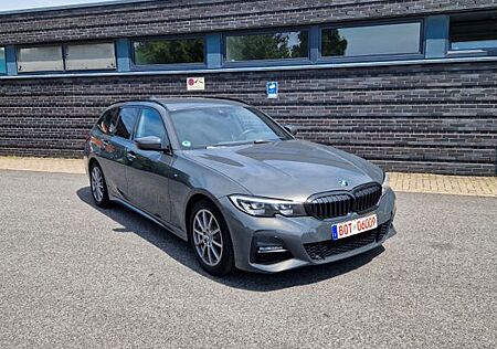 BMW 320 Touring i M Sport 1.Hand TOP Zustand