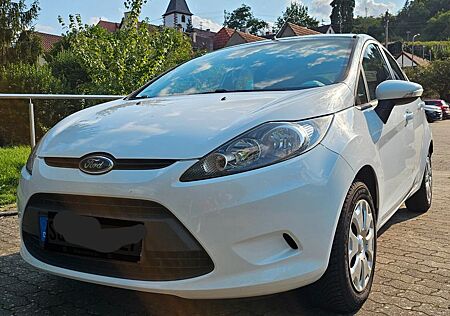 Ford Fiesta 1,25 44kW mit Klima