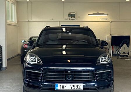 Porsche Cayenne E-Hybrid - Approved 2027