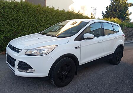 Ford Kuga 1,6 EcoBoost 2x4 110kW Individual Indiv...