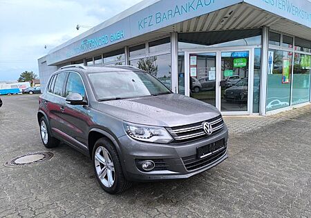 VW Tiguan Volkswagen Sport&Style 4Motion*SCHECKH*AUT*NAVI*AHK*