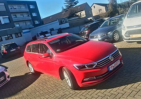 VW Passat Variant Volkswagen 1.6 TDI DSG Comfortline Varia...