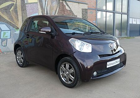 Toyota iQ + Sitzheizung/Klimaautomatik/Sehr gepflegt