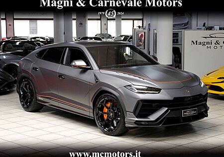 Lamborghini Urus Performante - Full Carbon - Akrapovich