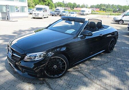 Mercedes-Benz C 200 AMG Night Memory Comand Ambiente Kam. 19"