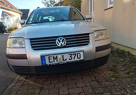 VW Passat Variant Volkswagen 1.6 Comfortline Family Varian...