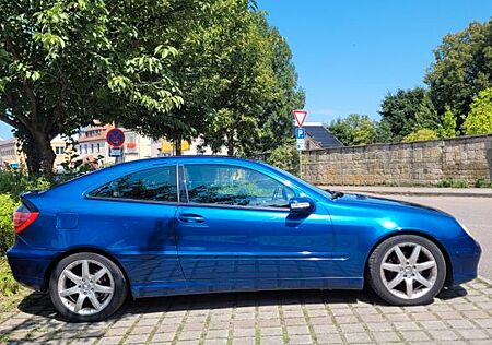 Mercedes-Benz CL 200 CL203 C200 Kompressor