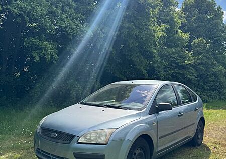 Ford Focus 1,6 Fun X Autom. Fun X