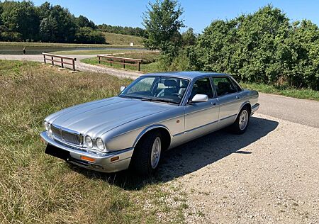 Jaguar XJ Sovereign 4.0 Sovereign