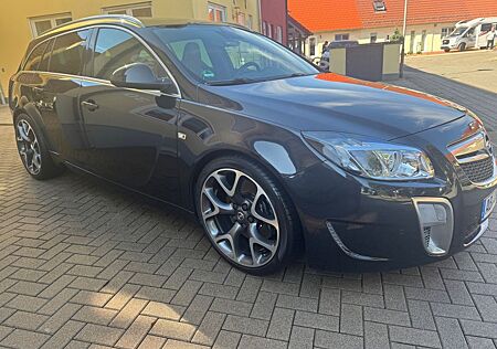 Opel Insignia ST OPC 2.8 T V6, 4X4 Recaro Vollleder