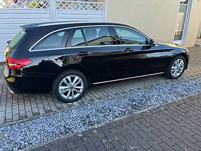 Mercedes-Benz C 220 d T Autom. -