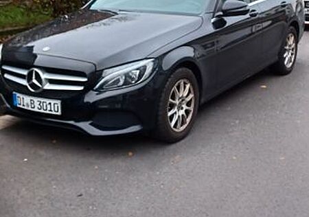 Mercedes-Benz C 220 d T -