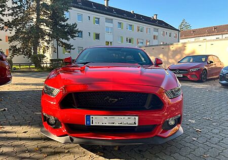 Ford Mustang 5.0 V8 GT Manual Sport/Premium Package