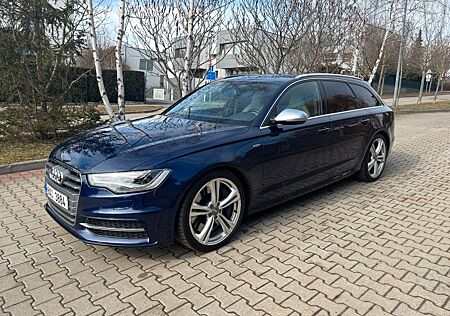 Audi S6 4.0 TFSI quattro S tronic Avant -