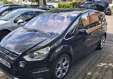 Ford S-Max 2,2 TDCi 147kW DPF Titanium S Titanium S