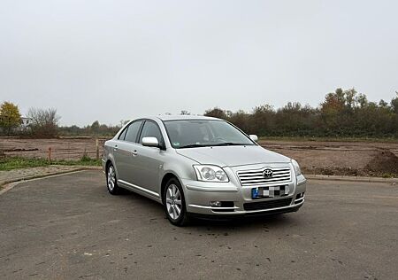 Toyota Avensis Sol 2.0-l-VVT-i Sol