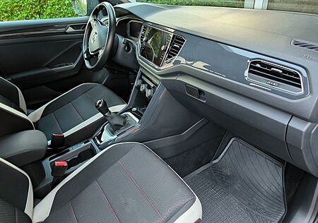 VW T-Roc Volkswagen 1.5 TSI ACT OPF Sport