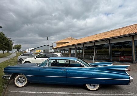 Cadillac Deville