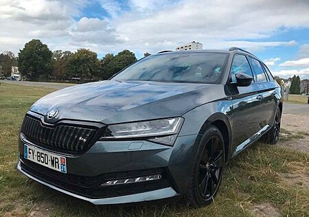Skoda Superb iV Hyb/160kw/DSG/Sportline/Matrix/Kamera