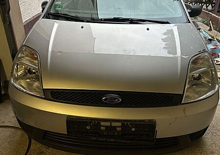 Ford Fiesta 1.3 51 kW -