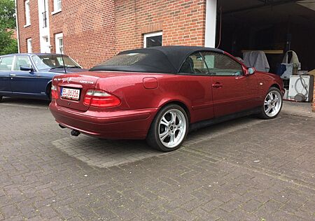 Mercedes-Benz CLK 200 KOMPRESSOR AVANTGARDE