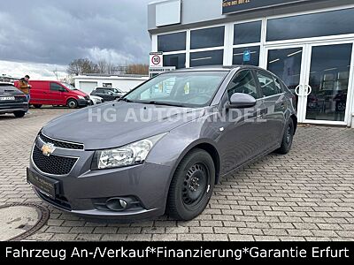 Chevrolet Cruze Hatchback Kamera Navi