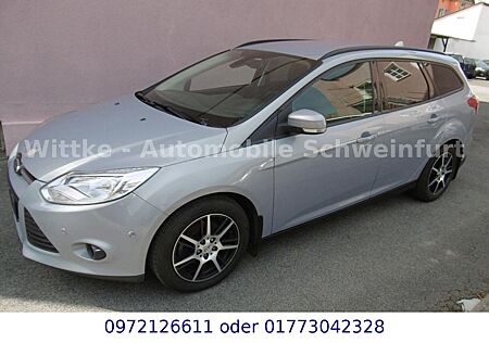 Ford Focus Turnier Sync Edition, AHK, Zahnriemen neu