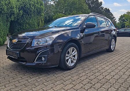 Chevrolet Cruze Station Wagon LT+ 1.Hand TÜV Neu