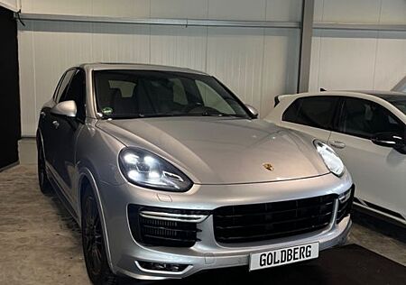 Porsche Cayenne GTS-PDLS-PANO-LUFTFAHRWERK-TÜV