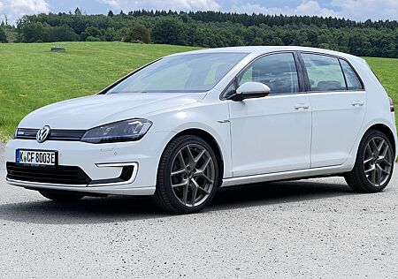 VW Golf Volkswagen eGolf TÜV 8/26 Sommer/WinterALU Zertifikat