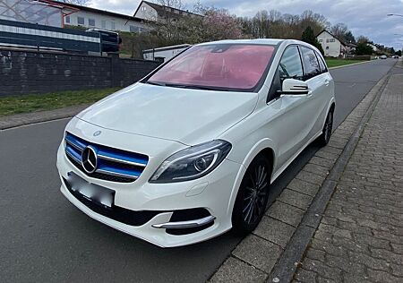 Mercedes-Benz B Electric Drive B250e Electric Drive Urban Style