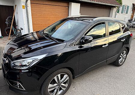 Hyundai ix35 2.0 CRDi 135kW LED PANORAMA 4WD Automatik