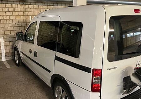 Opel Combo 1.3 CDTI DPF ecoFLEX Business 111 Jahr...