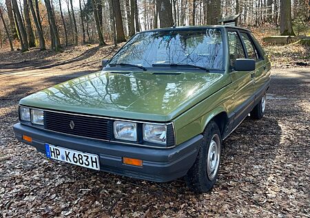Renault R 11