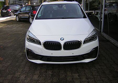 BMW 225 Baureihe 2 Active Tourer xe Sport Line