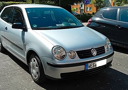 VW Polo Volkswagen 1.2 SEHR GEPFLEGT, ANFÄNGERAUTO