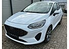 Ford Fiesta Titanium PDC-LED-APP