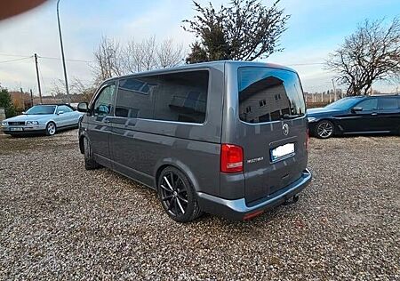 VW T5 Multivan Volkswagen ,LED-Tagfahrlicht, Sitzplätze 7