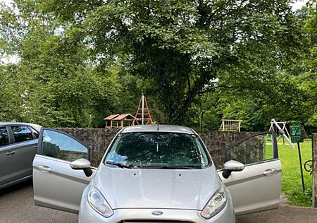 Ford Fiesta 1,6 TDCi 70kW Titanium Titanium