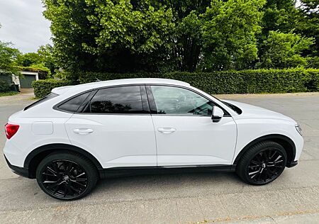 Audi Q3 35 TFSI -