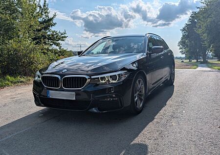BMW 520 Touring M Sport/Shadow Line/Live Cockpit/AHK