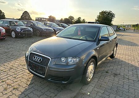 Audi A3 1.6 Attraction