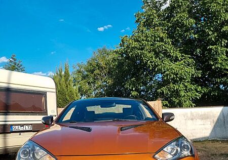 Hyundai Genesis coupe 3.8 V6 Automatik facelift 93tkm