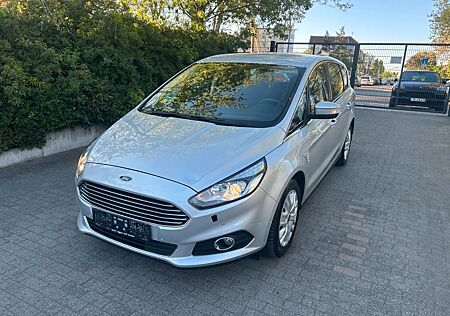 Ford S-Max Titanium/NAVI/7 SITZE/NETTO