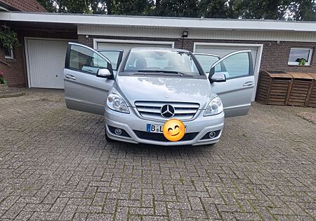 Mercedes-Benz B 160 Autotronic - Rentnerfahrzeug