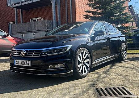 VW Passat Volkswagen 2.0 TDI SCR 140kW DSG 4MOTION Highlin...