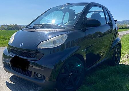 Smart ForTwo cabrio Black and Beauty HU 04/27