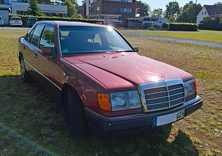 Mercedes-Benz 200